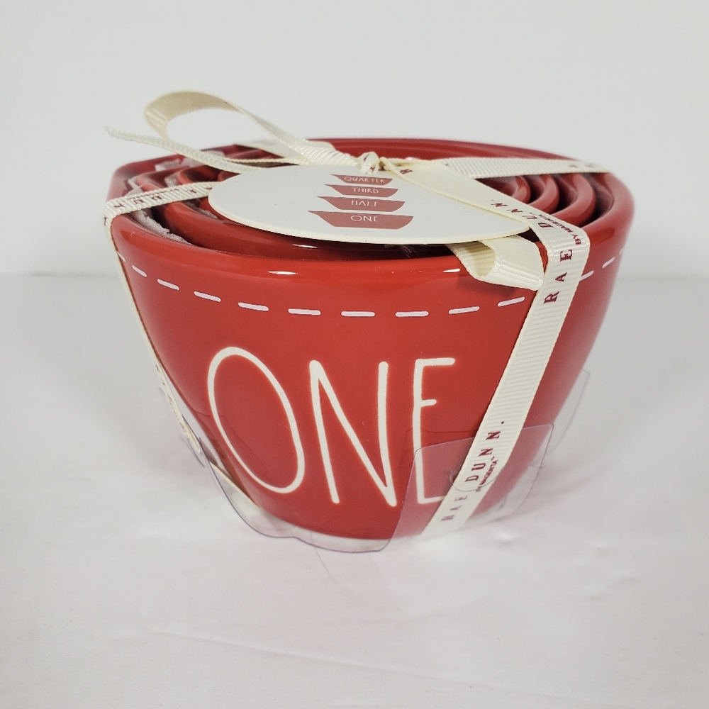 Rae Dunn Red Stitch Measuring Cups Christmas NWT